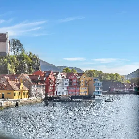 Heimby - Seaside View Luxury - Free Parking Apartment Bergen
