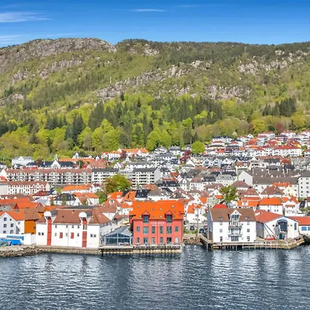 Heimby - Seaside View Luxury - Free Parking